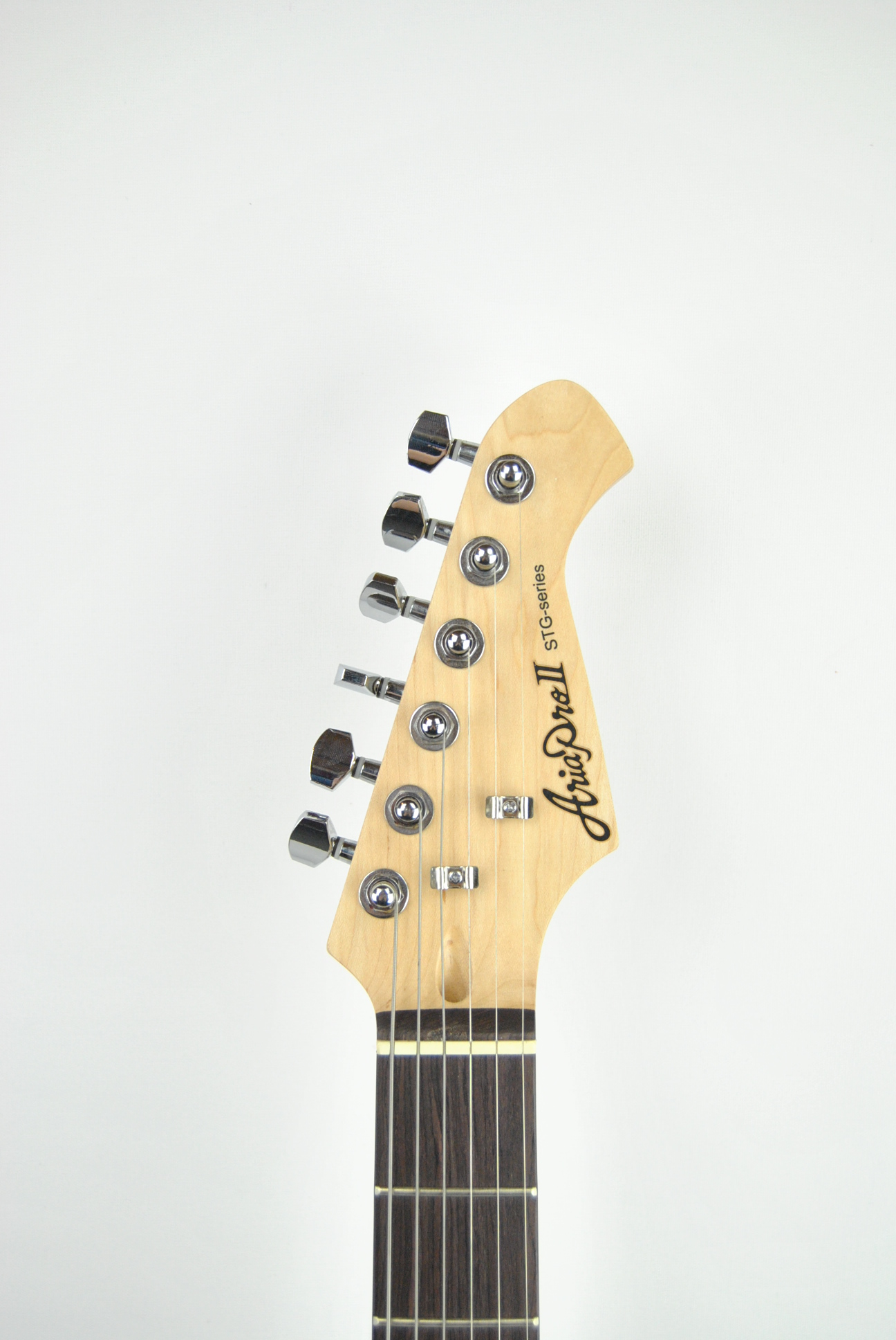 Aria STG-003SPL 3TS